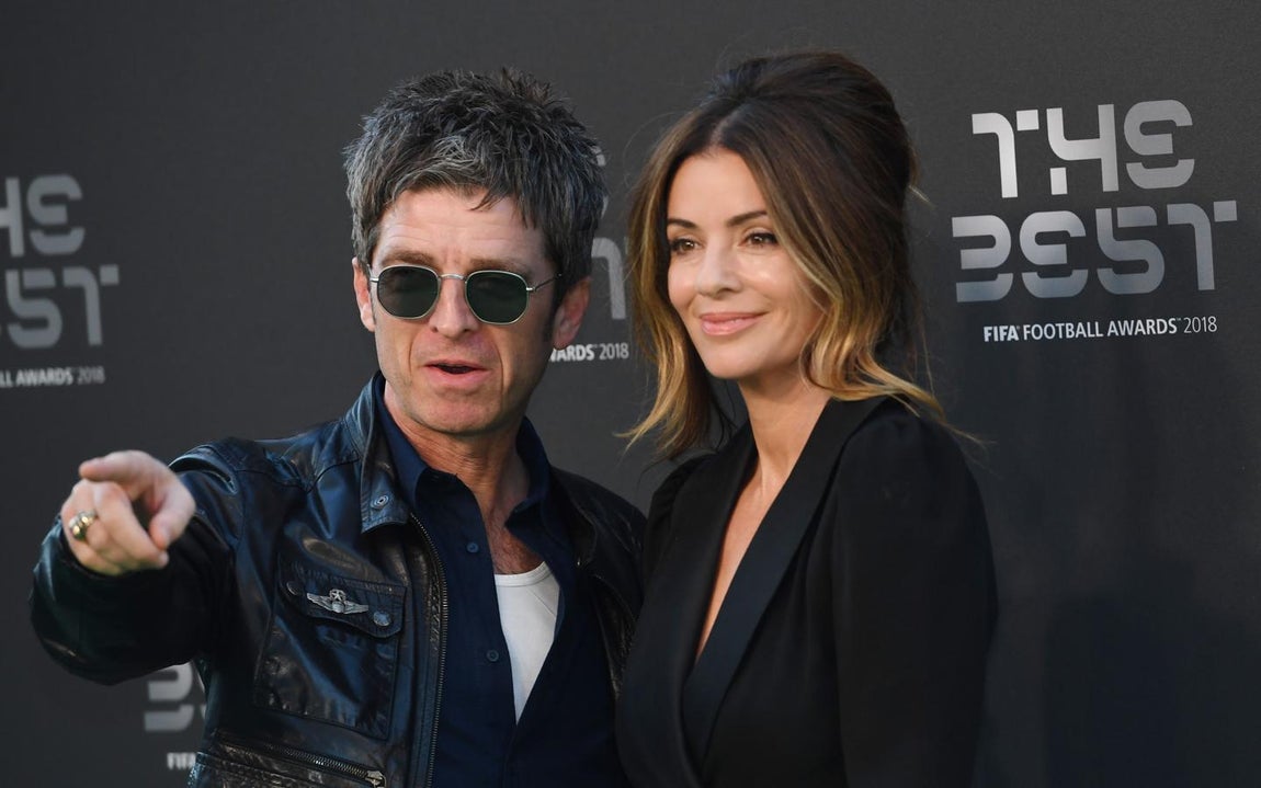 El músico Noel Gallagher y su mujer, Sara MacDonald. 