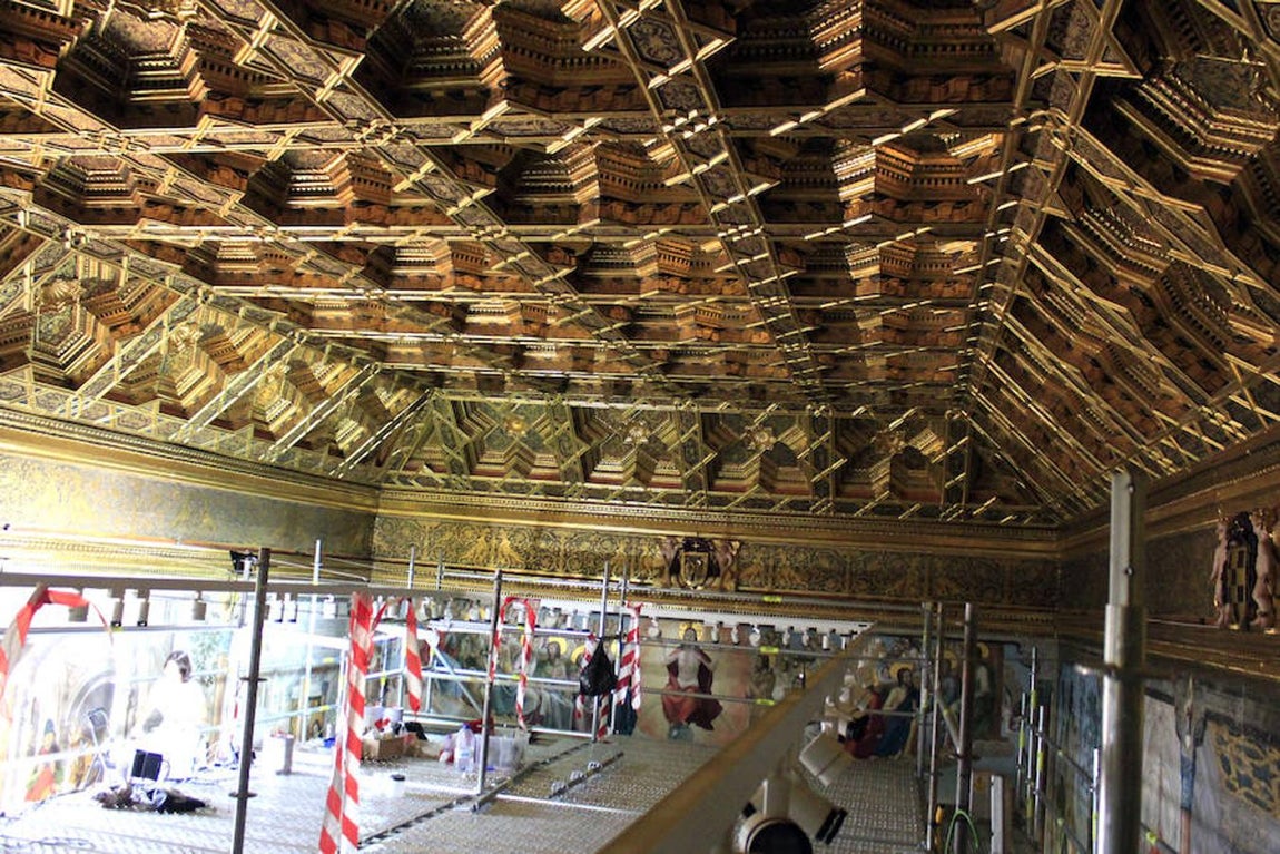 Imágenes de la sala capitular y de la cripta