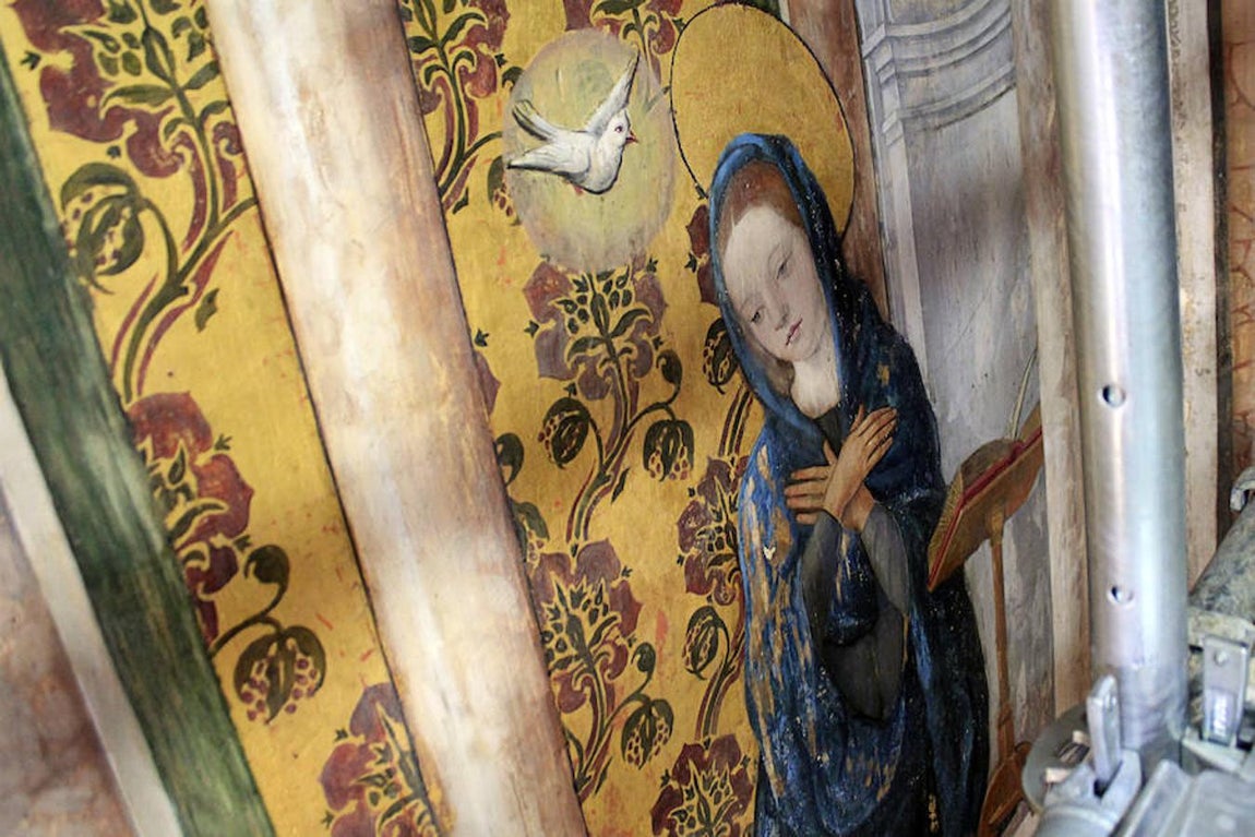 Imágenes de la sala capitular y de la cripta