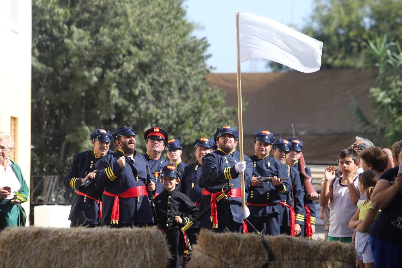 En imágenes, la batalla del Puente de Alcolea 150 años después