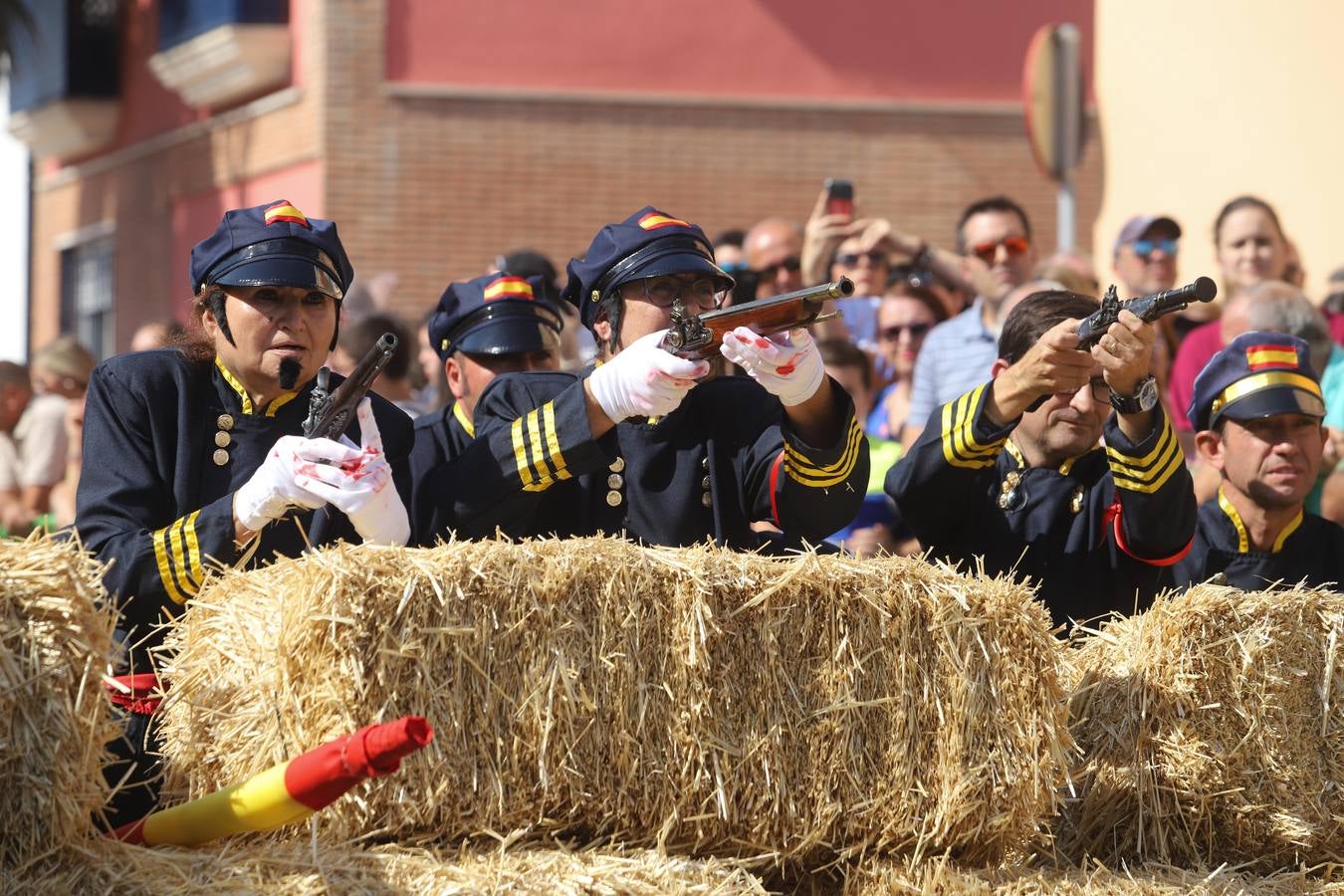 En imágenes, la batalla del Puente de Alcolea 150 años después