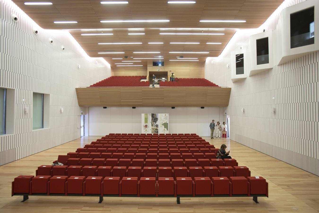 El primer día del remozado Palacio de Congresos de Córdoba, en imágenes