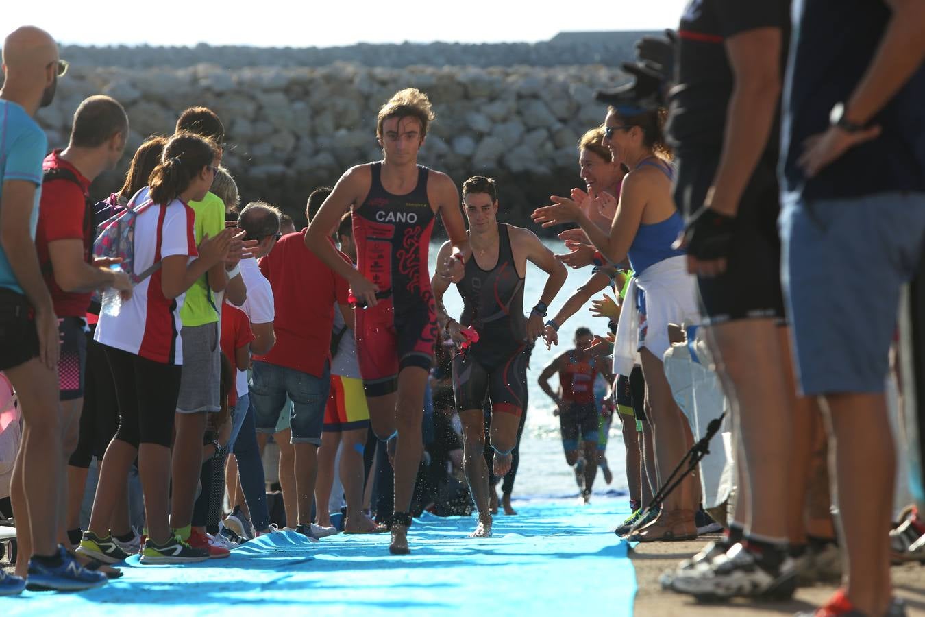 Fotos: Búscate en el II Triatlón BMW Puerto Sherry