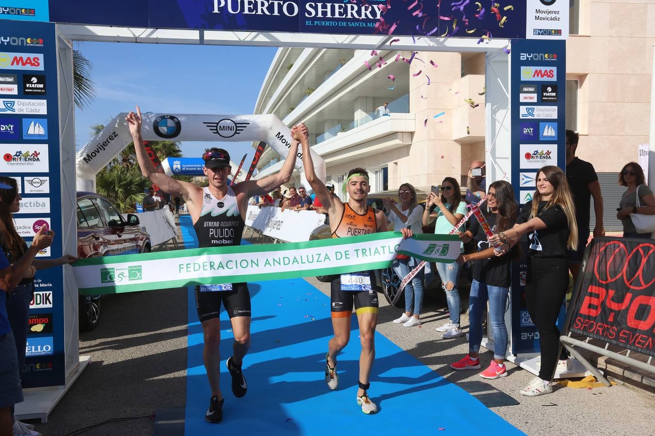 Fotos: Búscate en el II Triatlón BMW Puerto Sherry