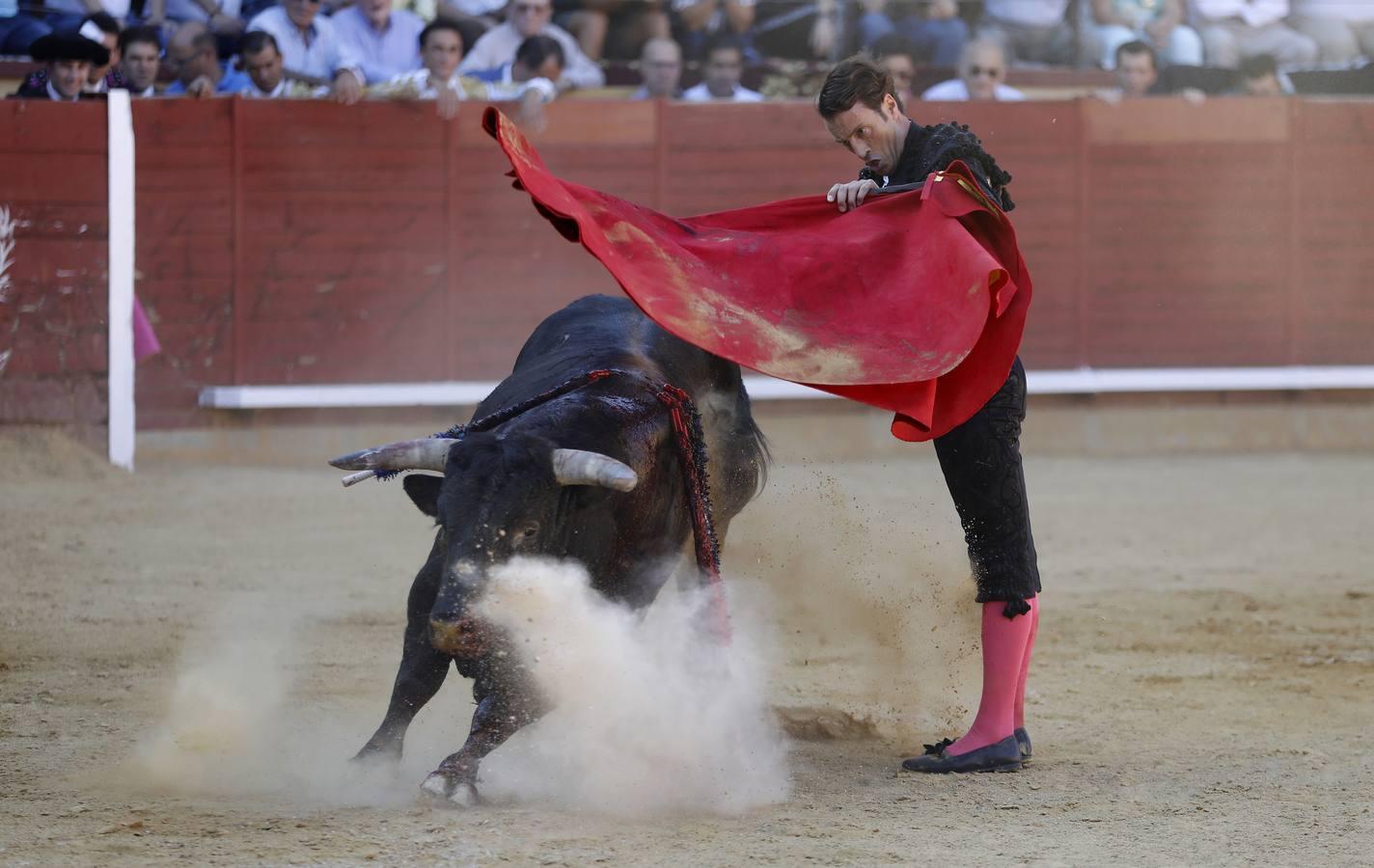 La corrida de Finito, Benítez y Filiberto Martínez en Montoro, en imágenes