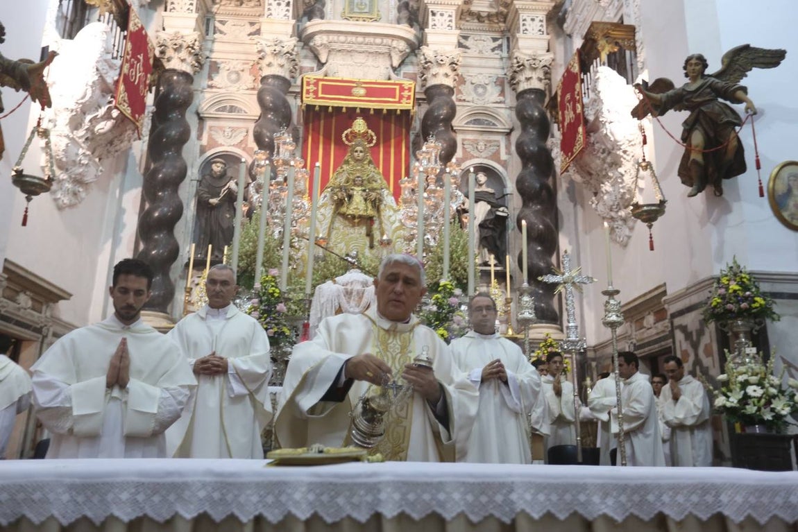 Fotos: Cádiz celebra la Virgen del Rosario