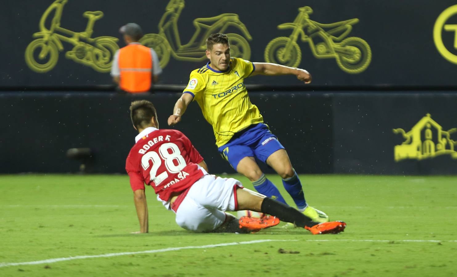 Fotos: Cádiz CF-Nàstic en Carranza (1-1)