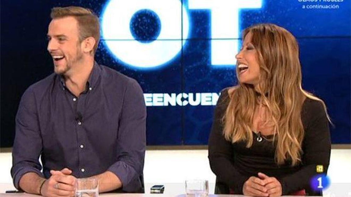 Álex Casademunt  y Vero. 