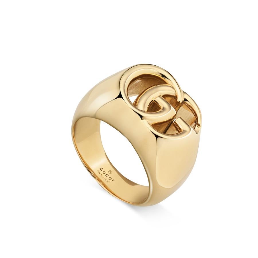 Anillo ancho GG Running en oro amarillo. Precio: 3.150 €-