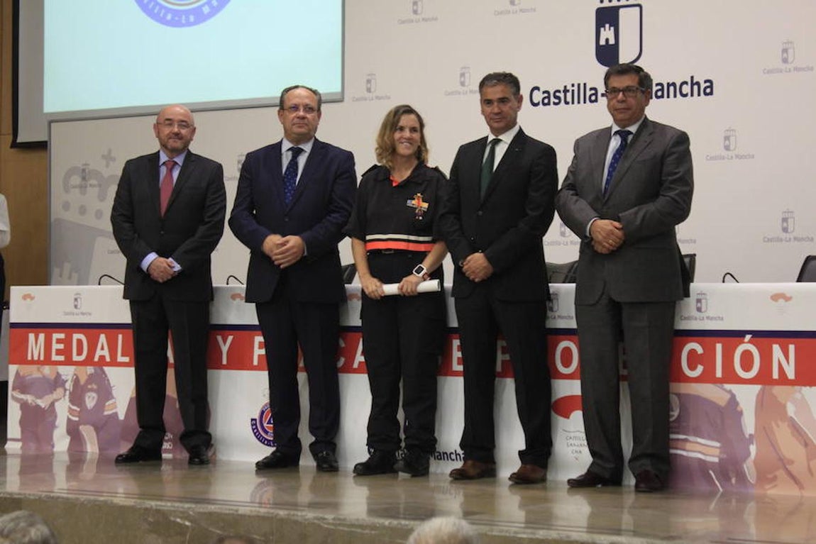 Entrega de placas y medallas de Protección Civil en Toledo