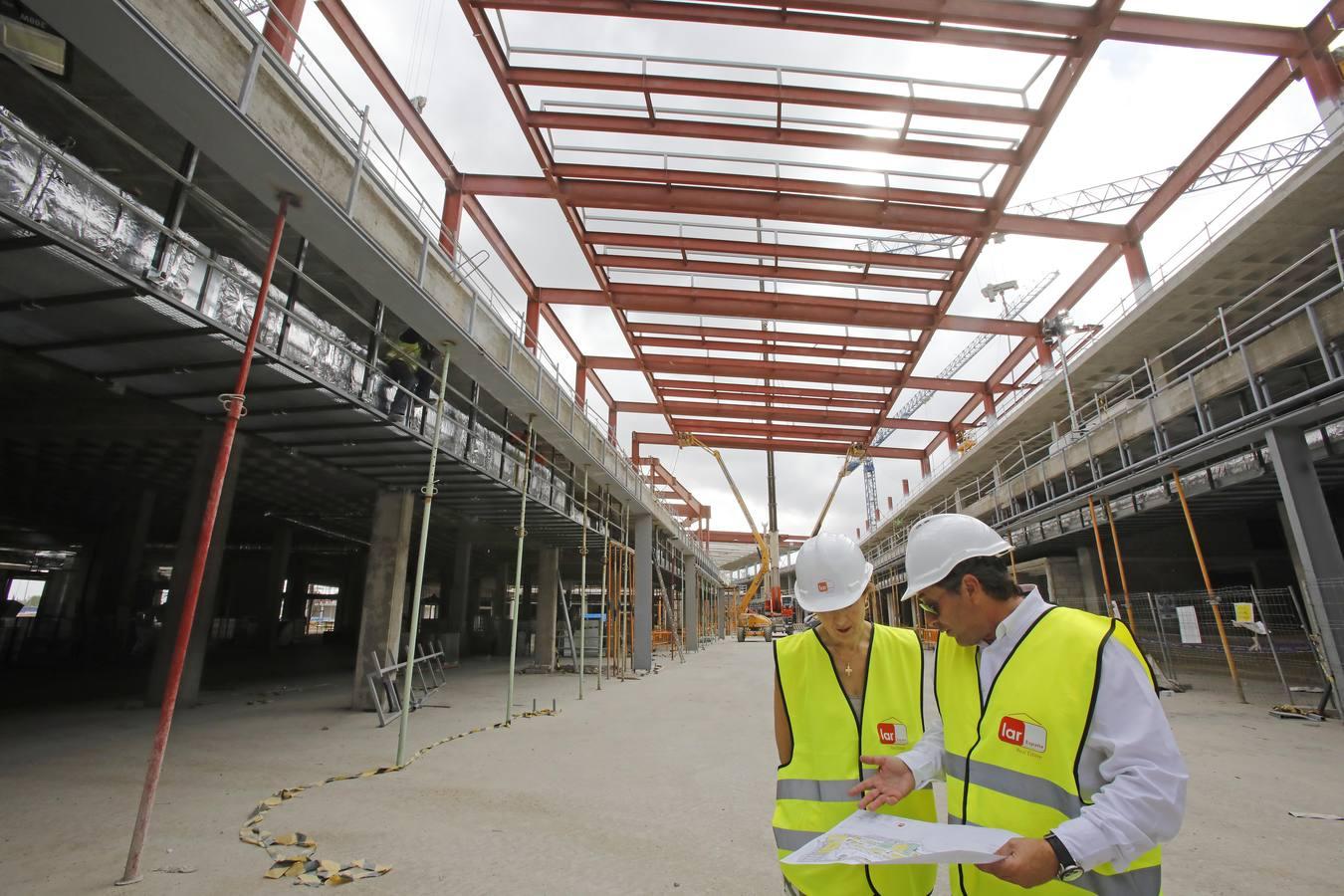 Así van las obras del centro comercial Palmas Altas en Sevilla