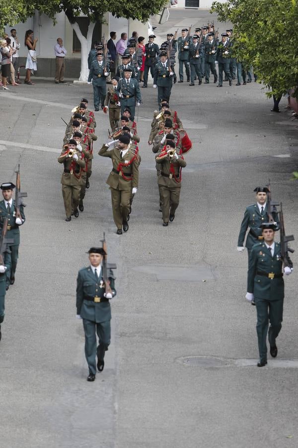 El homenaje a los caídos de la Guardia Civil y el desfile del día de la patrona, en imágenes