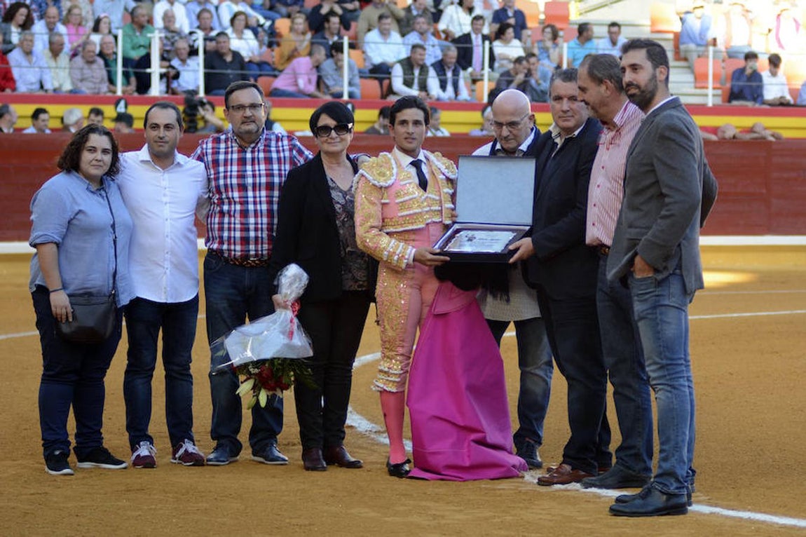 Rostros conocidos en la corrida total de Illescas