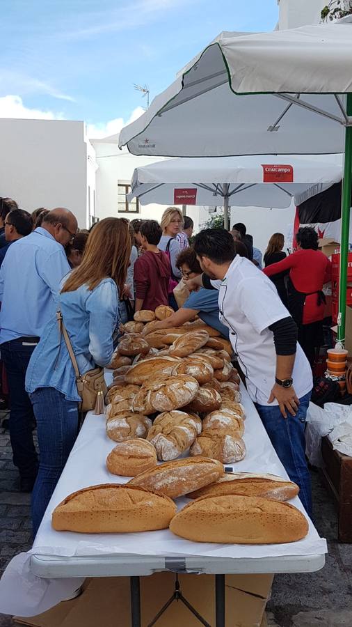 Vejer celebra su cuarta edición del Día del lomo en manteca