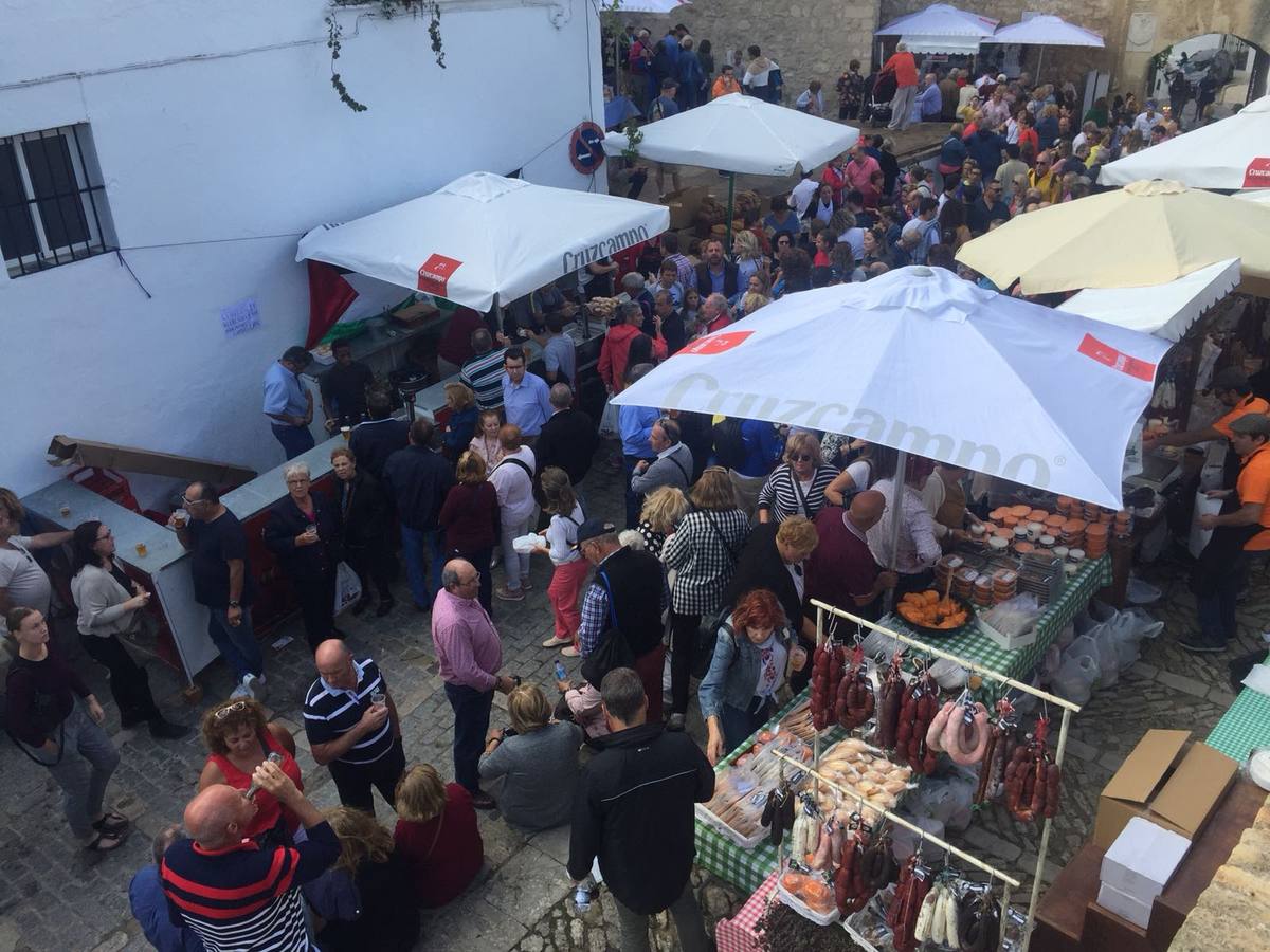 Vejer celebra su cuarta edición del Día del lomo en manteca