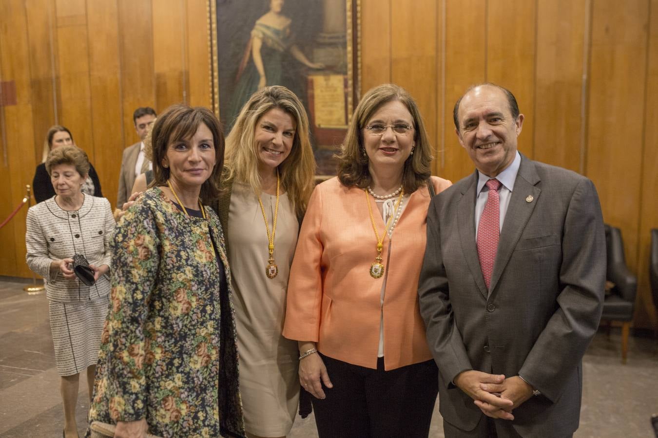 En imágenes, la conmemoración de San Lucas en el Colegio de Médicos de Sevilla