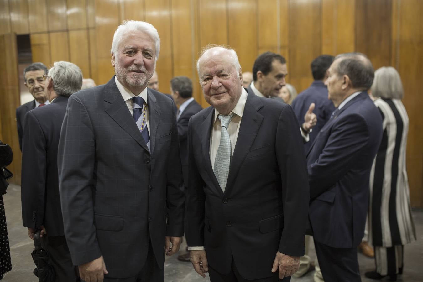 En imágenes, la conmemoración de San Lucas en el Colegio de Médicos de Sevilla