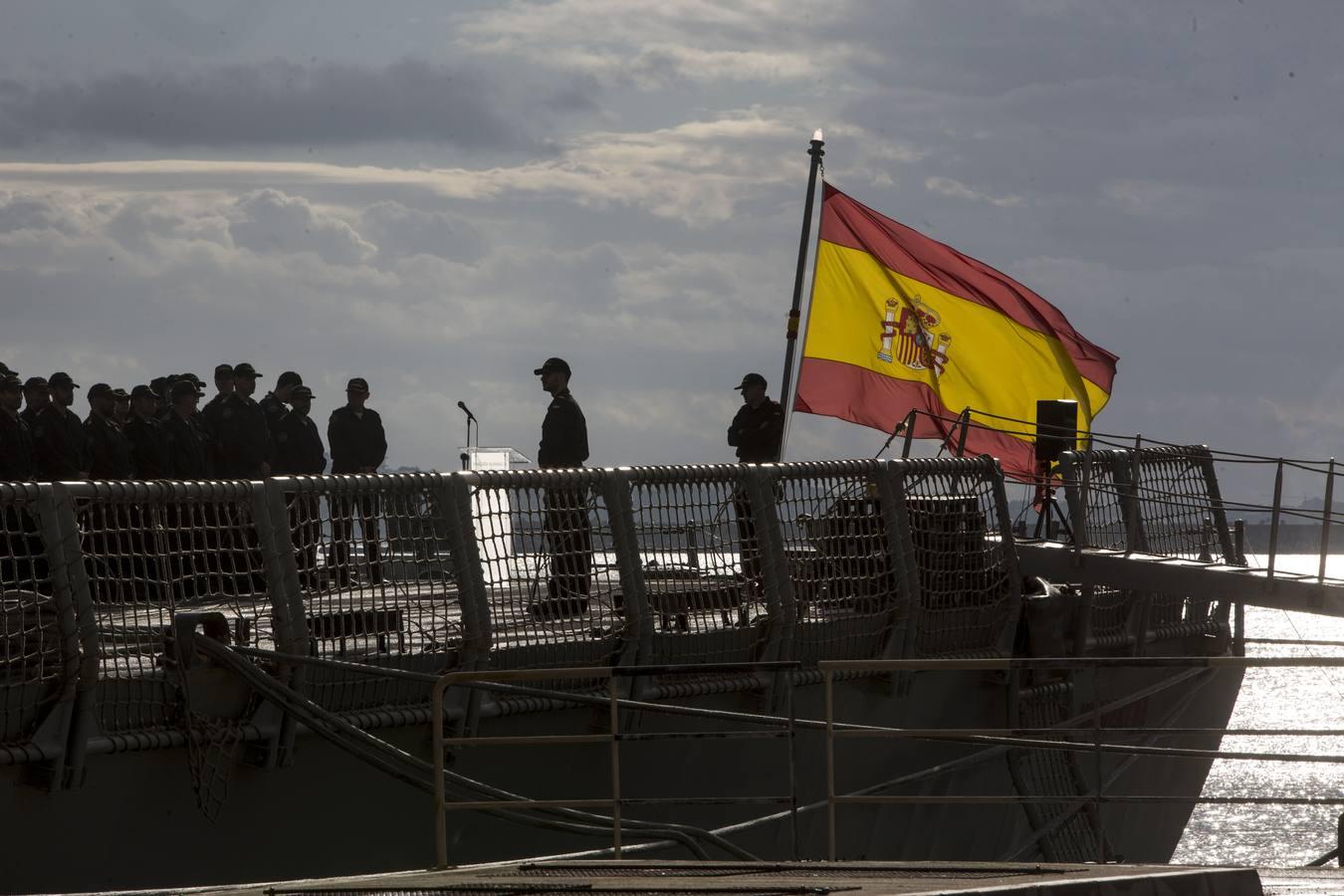 FOTOS: Emotiva llegada de la fragata Numancia a la base de Rota