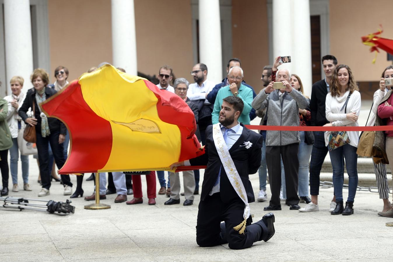 Quismondo trae a Toledo su tradicional baile de la Bandera del Tinaní