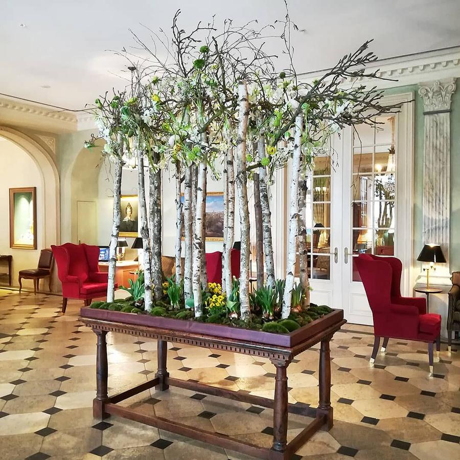 Recibidor. El centro no lucha contra la adicción a los estupefacientes sino contra la intoxicación espiritual