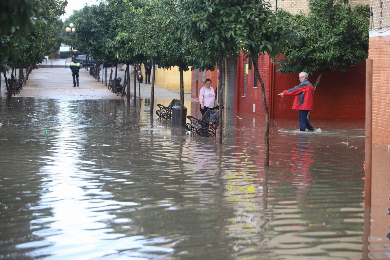 Los efectos de la tromba de agua de este sábado en Córdoba, en imágenes