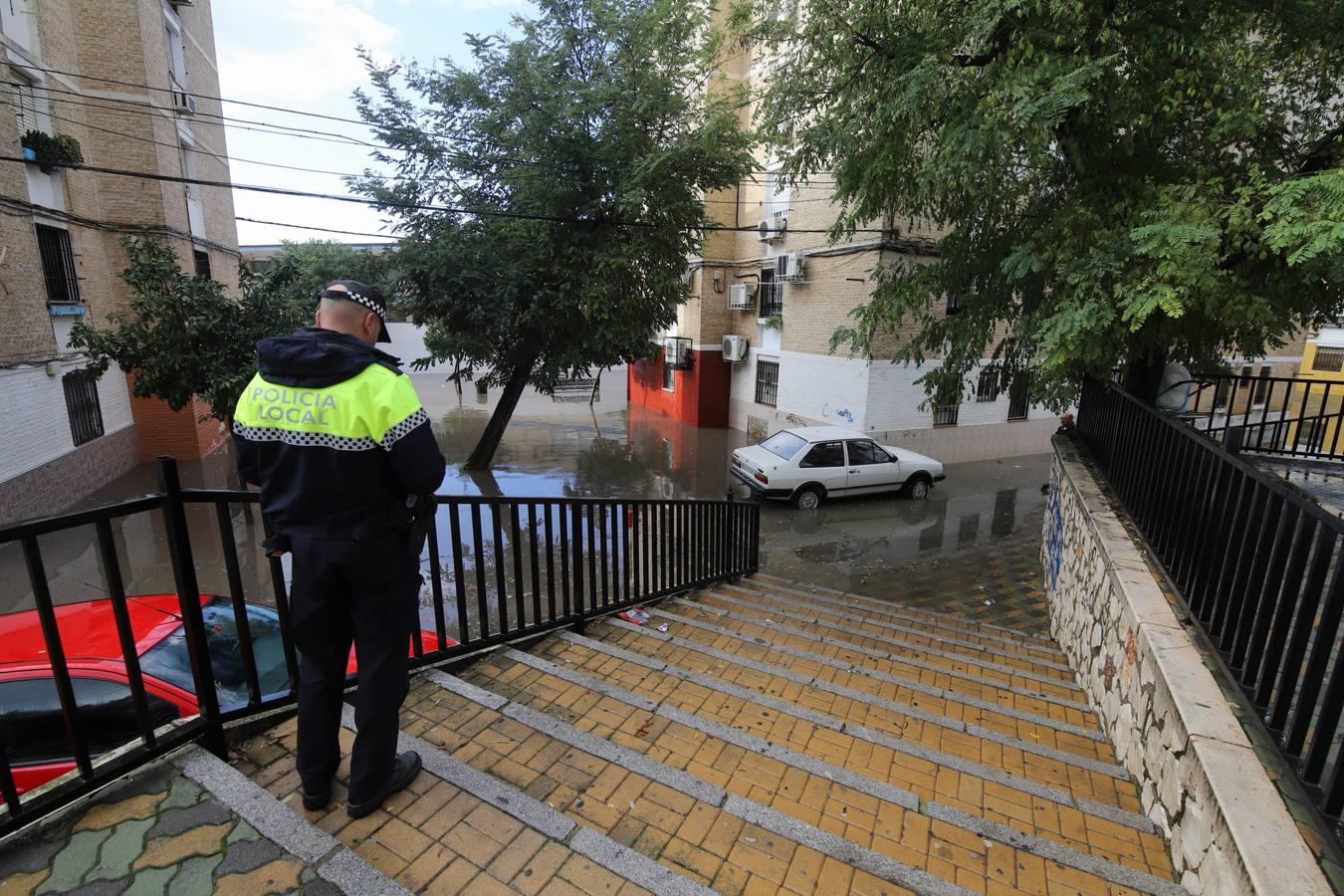 Los efectos de la tromba de agua de este sábado en Córdoba, en imágenes