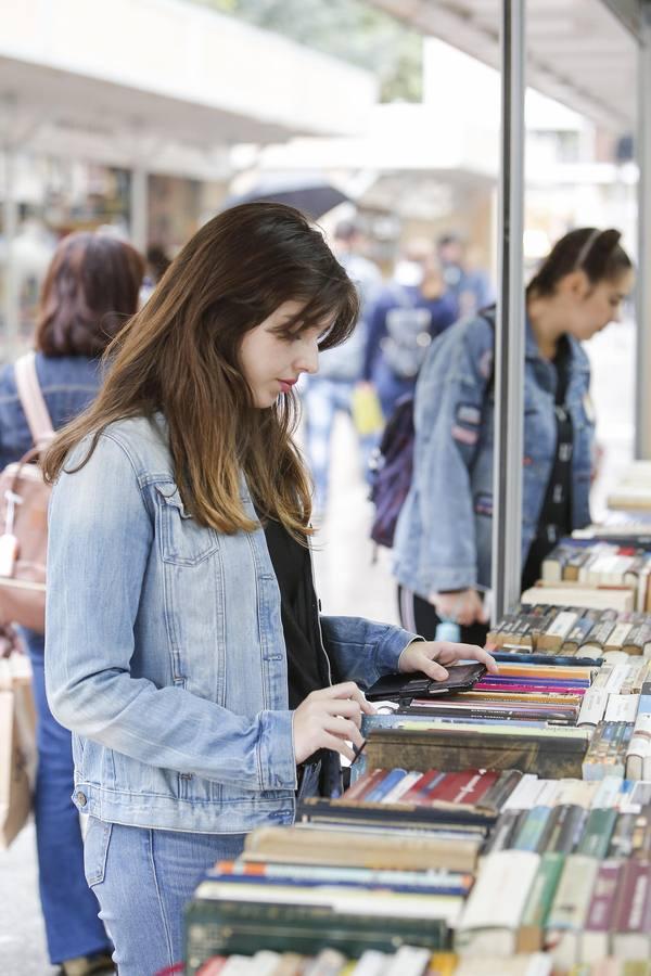 La Feria del Libro Antiguo y de Ocasión de Córdoba, en imágenes