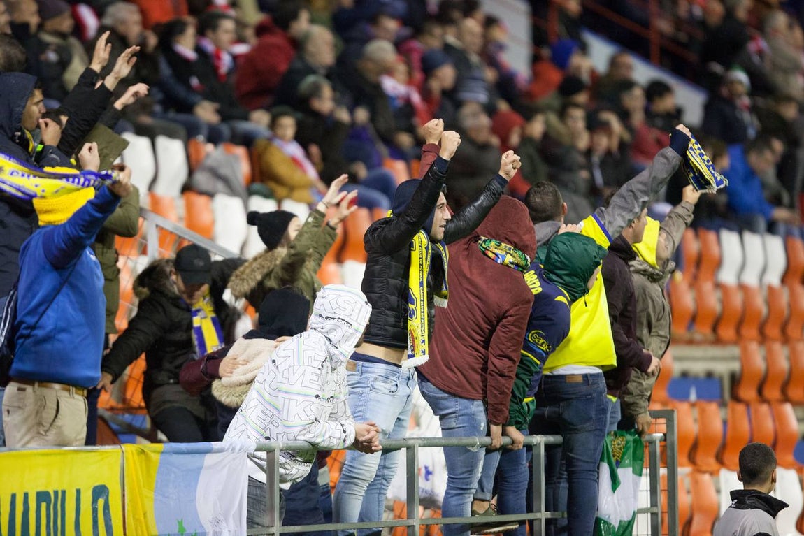 Las mejores imágenes del Lugo-Cádiz: La afición vibró en Galicia