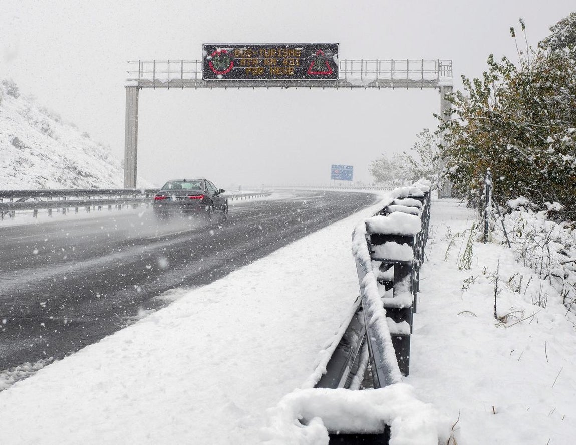 Vista de la Autovía A-6 en la provincia de Lugo.. 