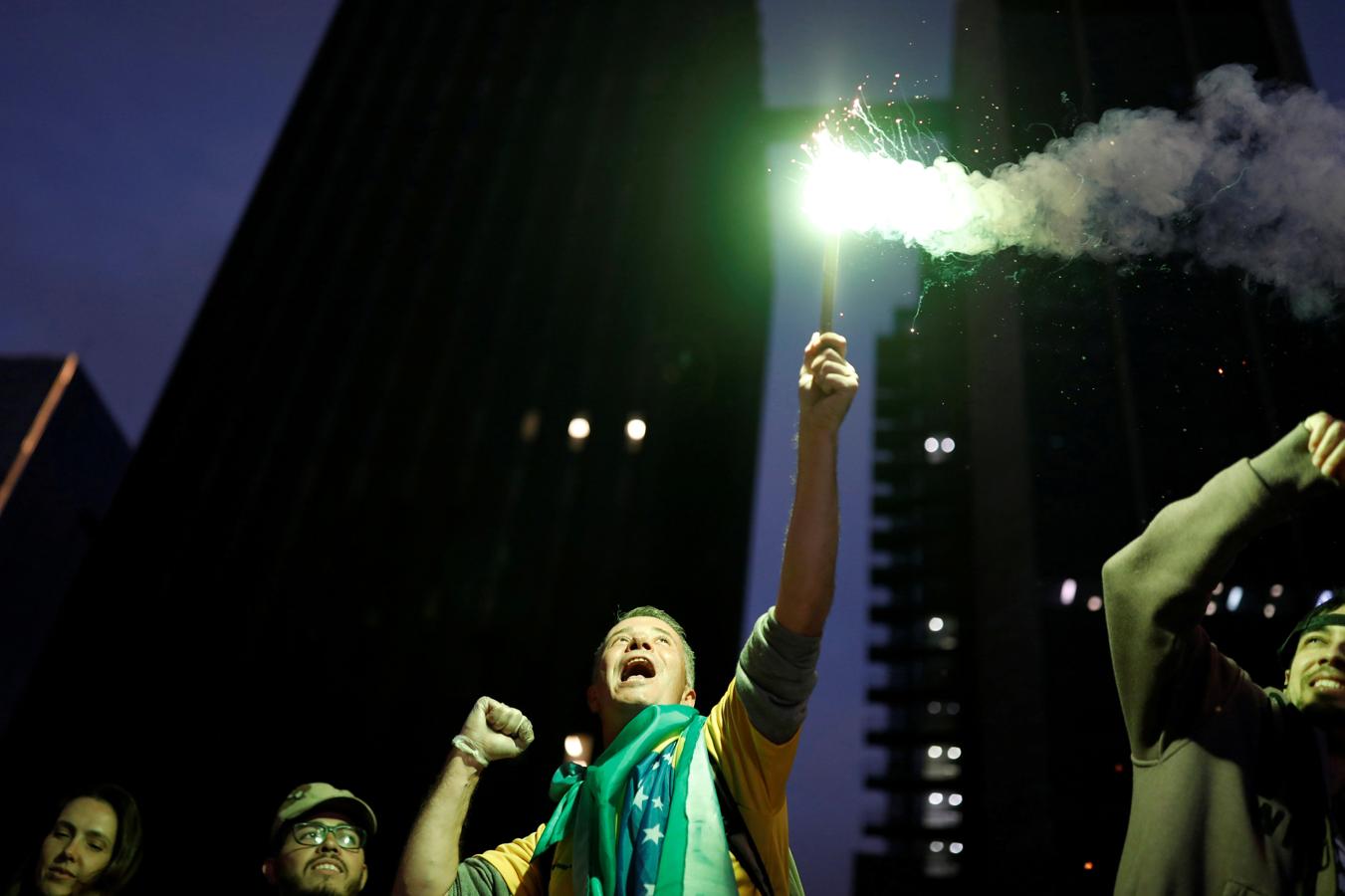 En imágenes: La celebración de la victoria electoral de Jail Bolsonaro en Brasil