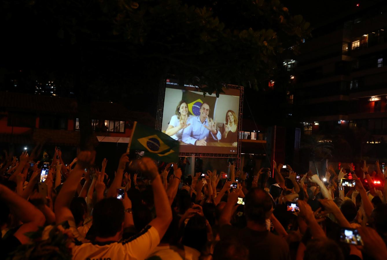 En imágenes: La celebración de la victoria electoral de Jail Bolsonaro en Brasil