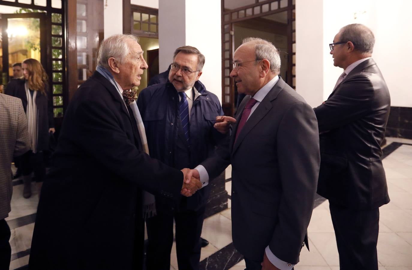 En imágenes, Inocencio Arias abre el ciclo de ABC «El templo de Córdoba»