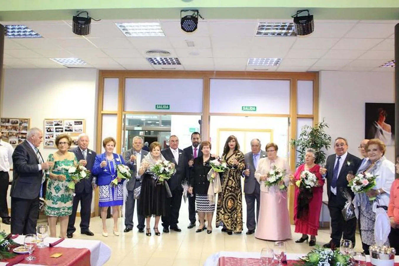 Torrijos celebra las bodas de oro de siete matrimonio