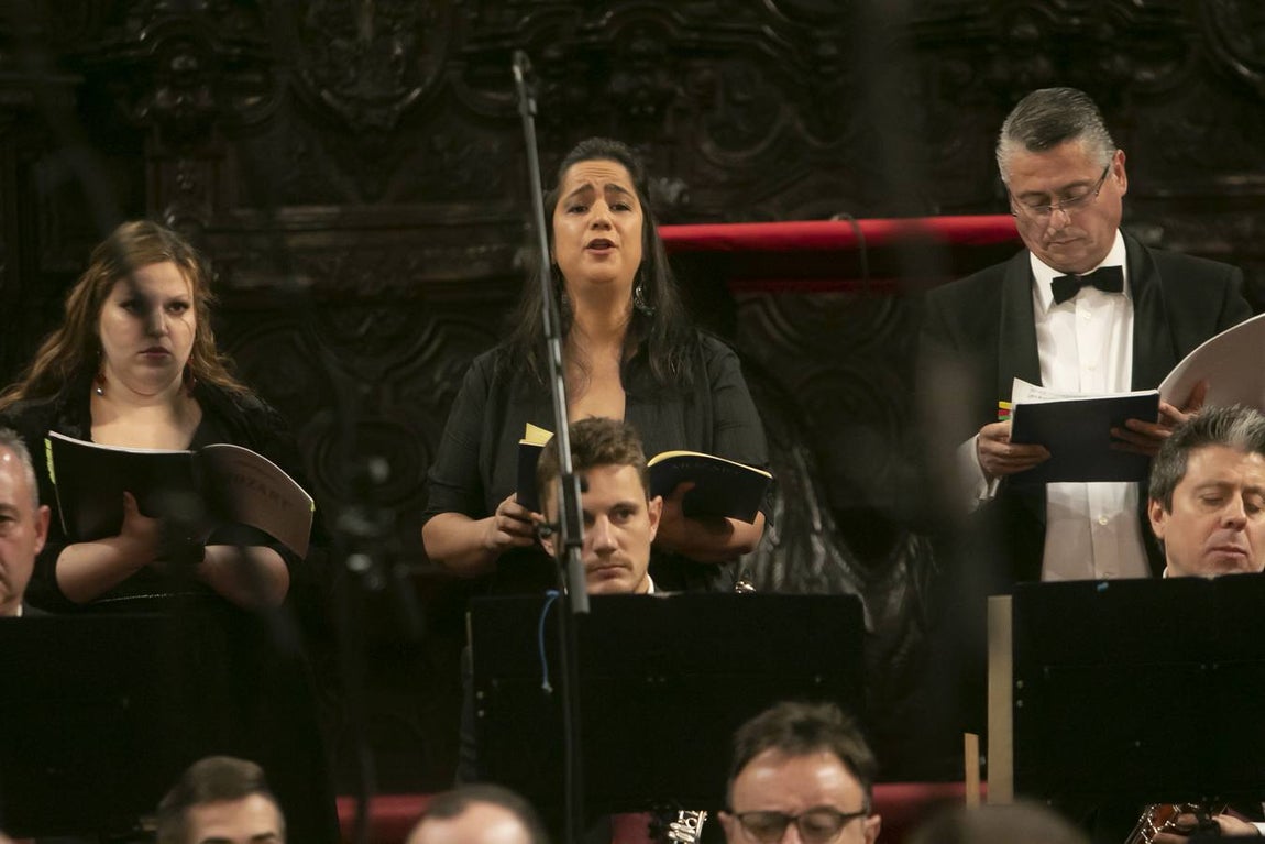La misa de Réquiem en la Catedral de Córdoba, en imágenes