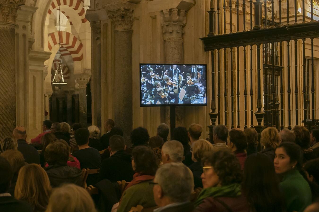 La misa de Réquiem en la Catedral de Córdoba, en imágenes