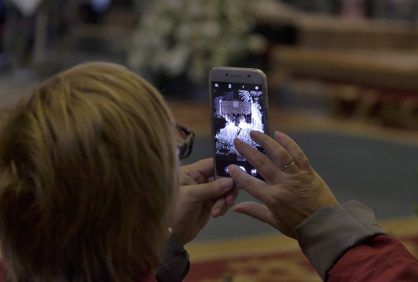 En imágenes, la Esperanza de Triana en el Altar del Jubileo de la Catedral