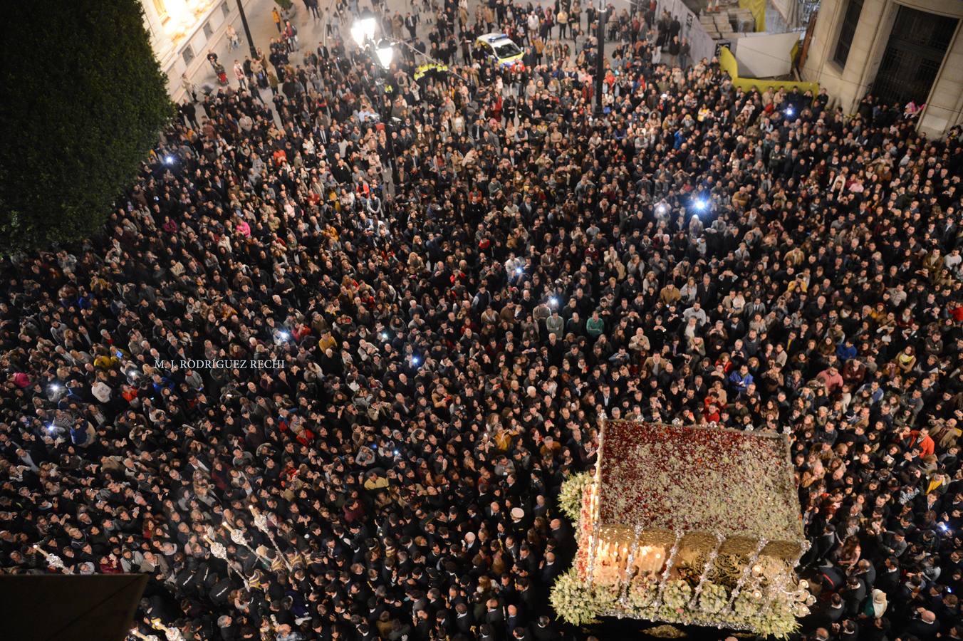 Galería de detalles de la procesión a la Catedral de la Esperan de Triana