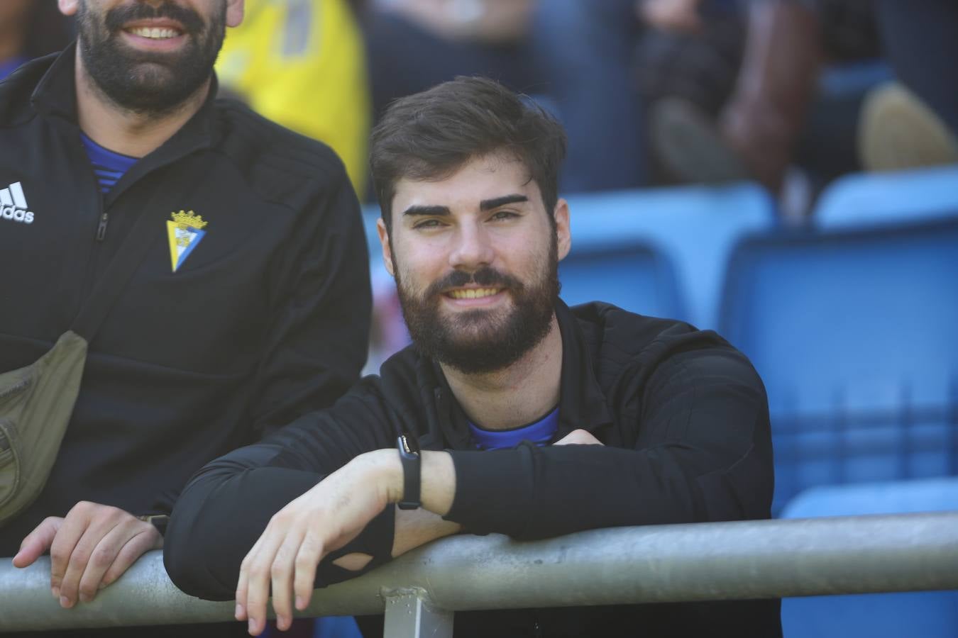 Fotos: Búscate en el Cádiz CF-Elche en Carranza