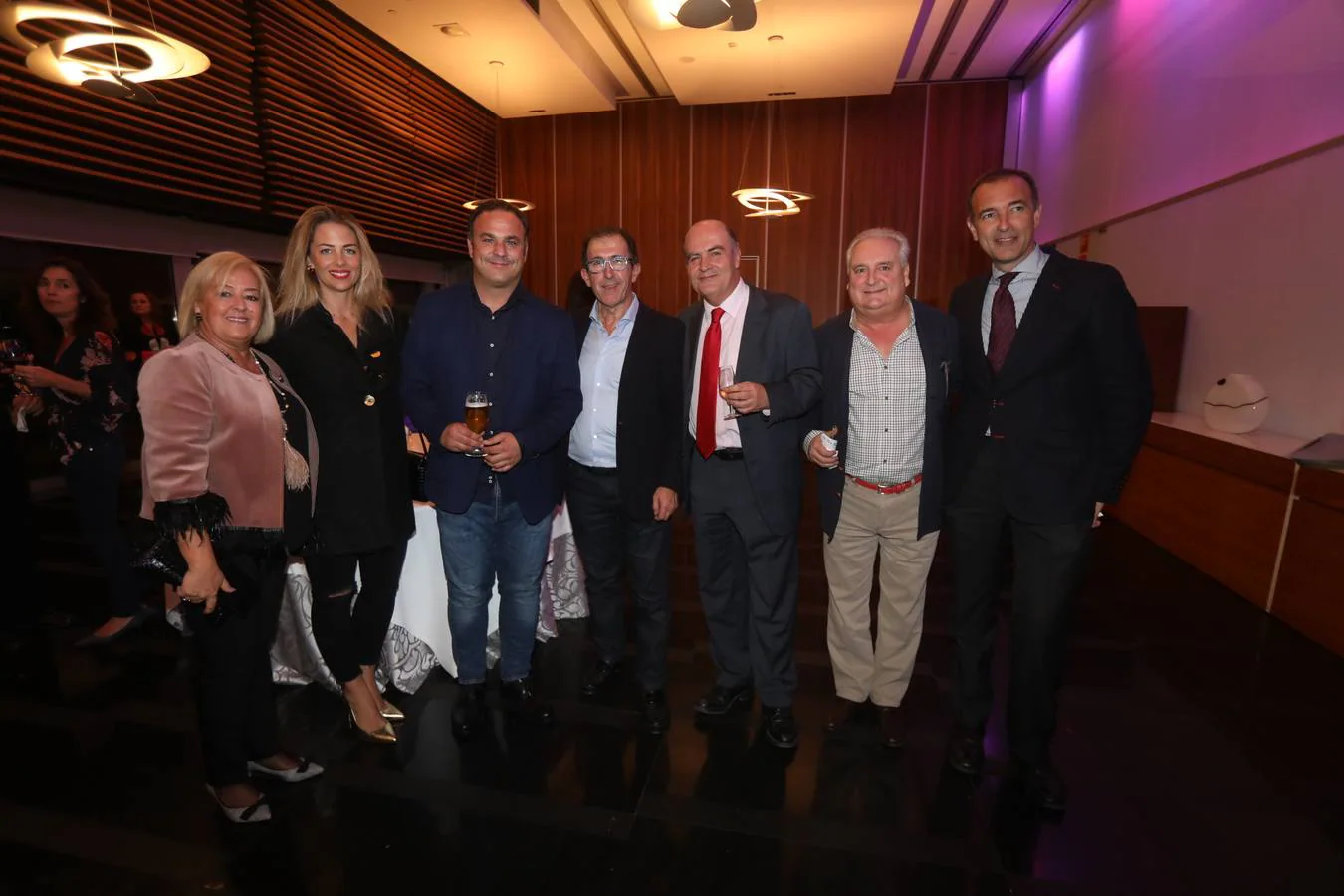 José Muñoz, Marta Girón, Ángel León, Fernando Córdoba, Antonio Colsa, Juan Carlos Borrel y Alfonso Jiménez. 