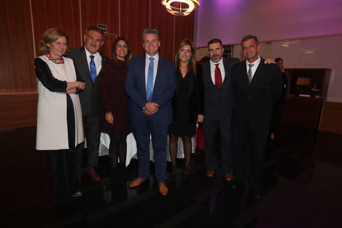 Catalina Luca de Tena, Juan Andrés Rocero, María Almagro, Manuel González, Ana Delgado, Félix Valverde y José Antonio Delgado. 