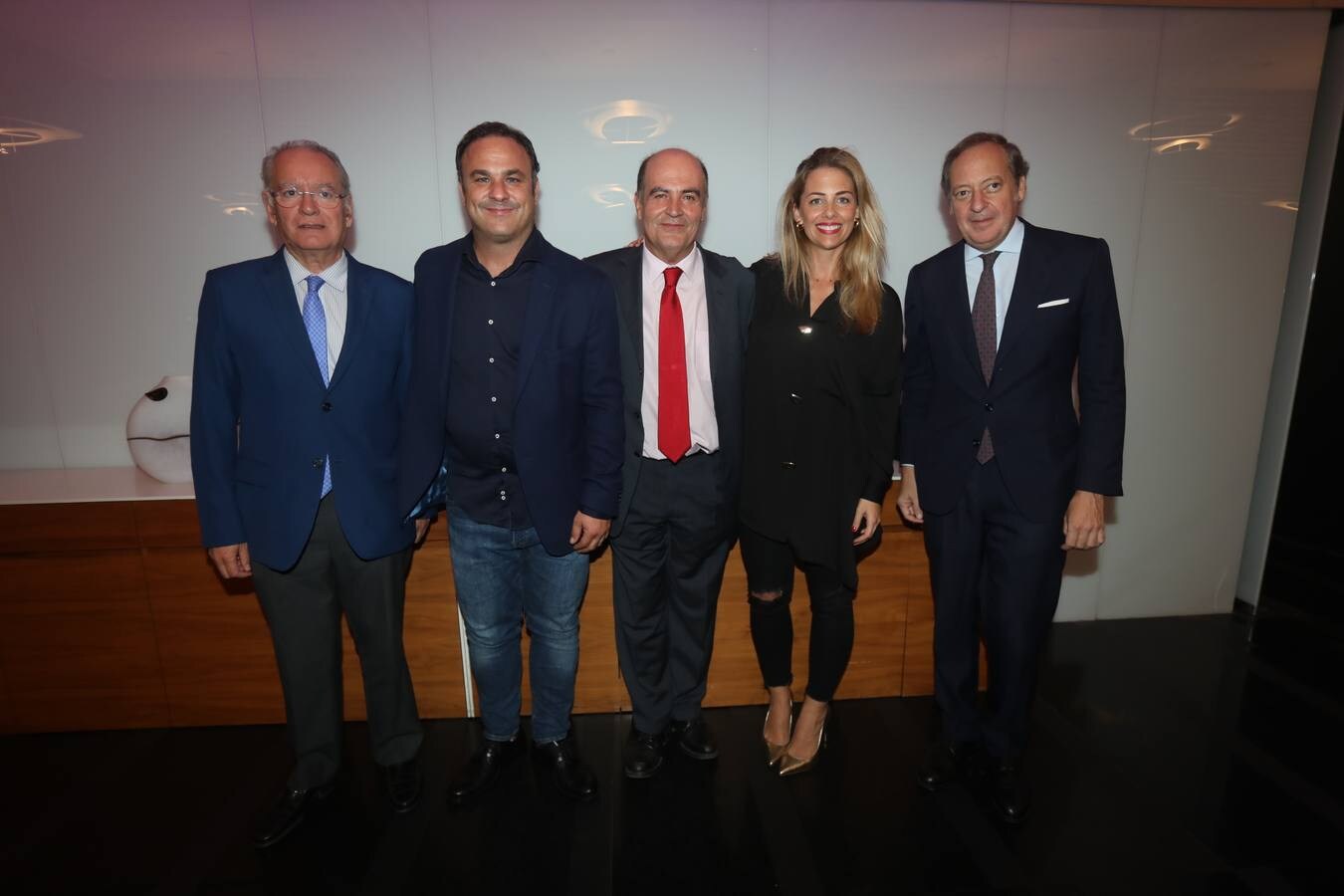 Álvaro Ybarra, Ángel León, Antonio Colsa, Marta Girón y Álvaro Rodríguez Guitart. 