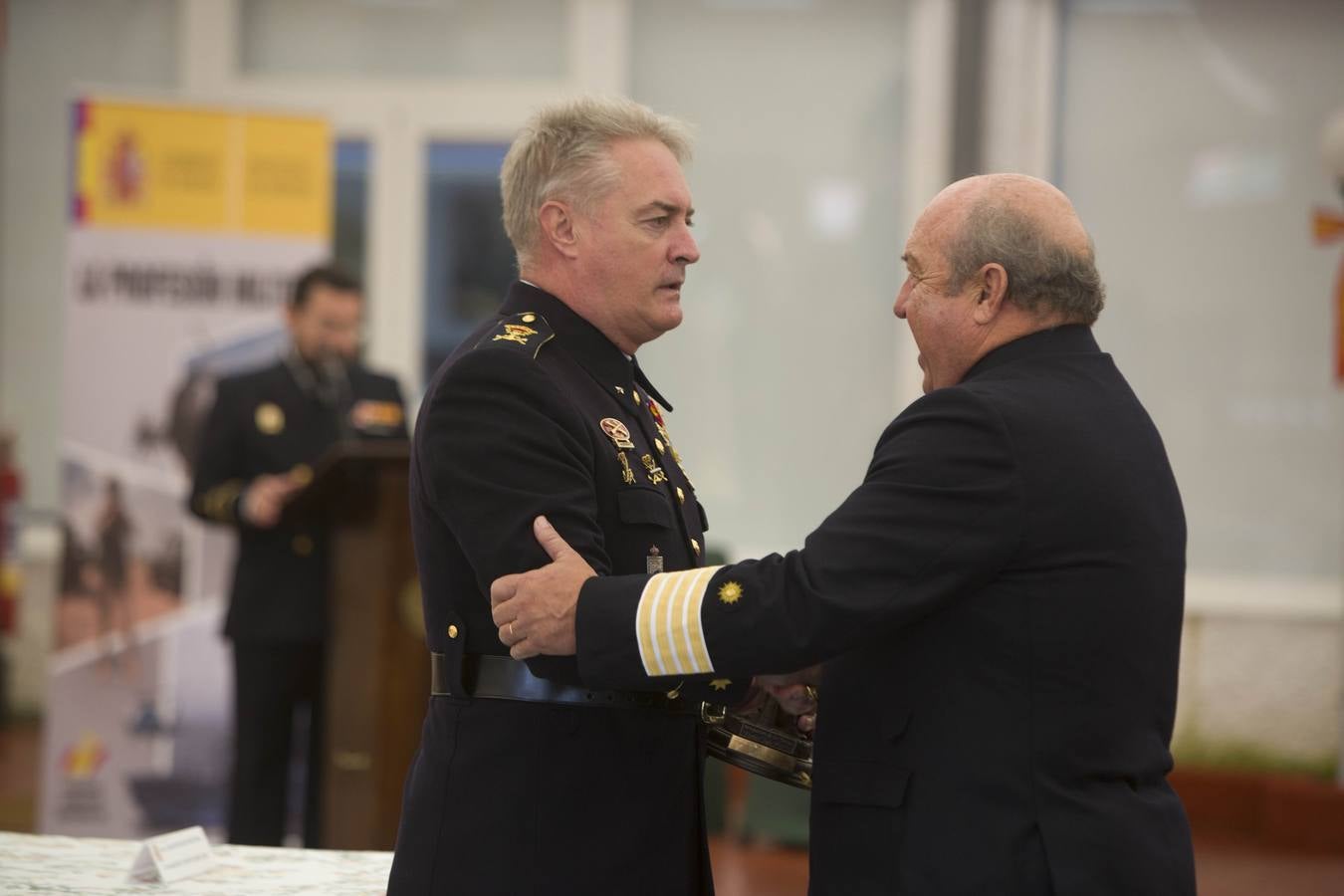 Las mejores imágenes de la celebración del día de la Subdelegación de Defensa en Cádiz