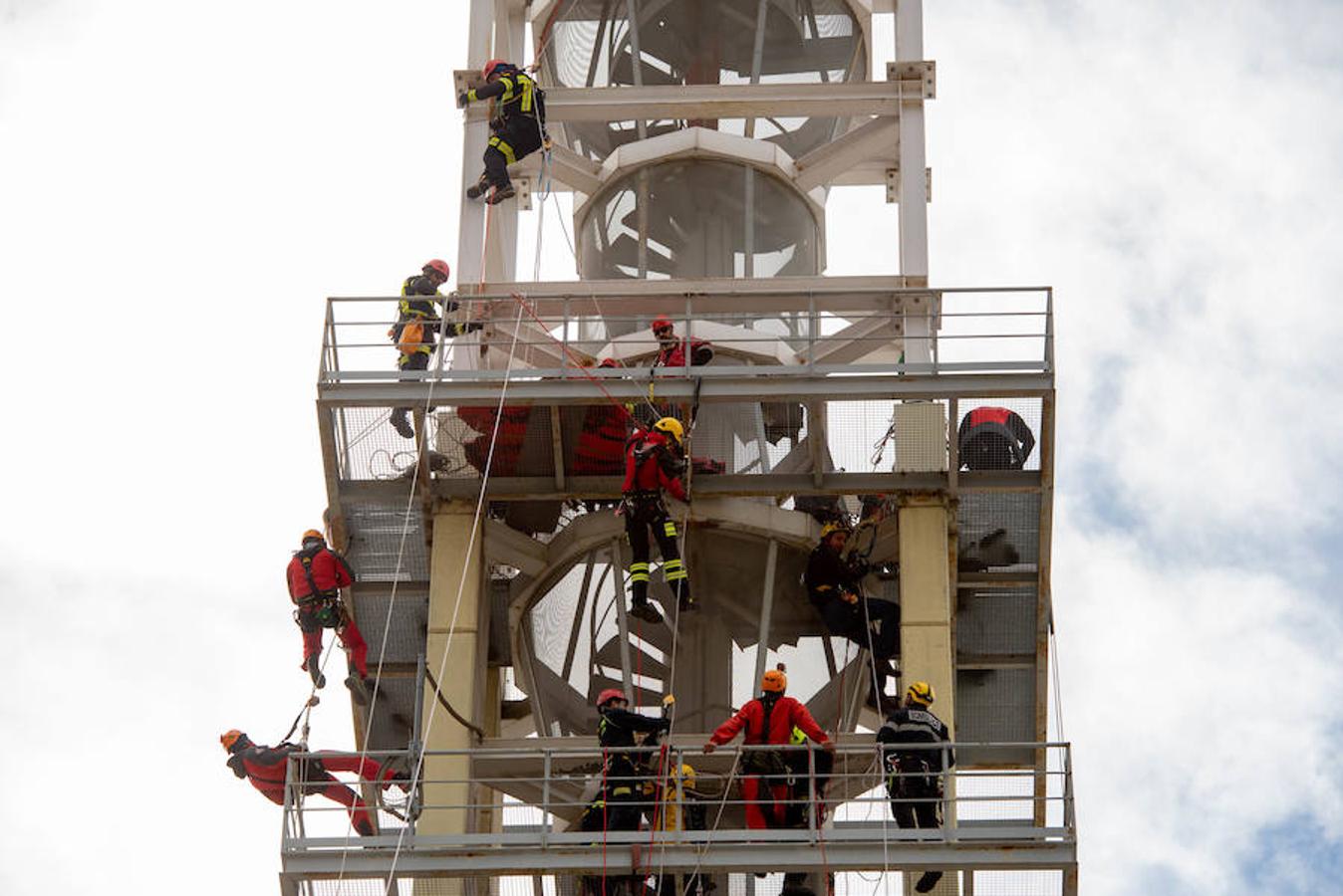 Jornadas de rescate en altura para bomberos