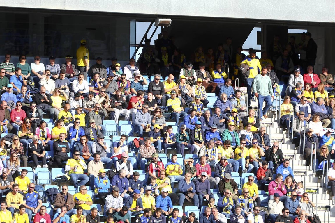 Búscate en Carranza en el partido Cádiz C.F. - Reus