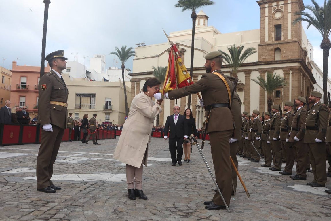 Jura de bandera civil en Cádiz