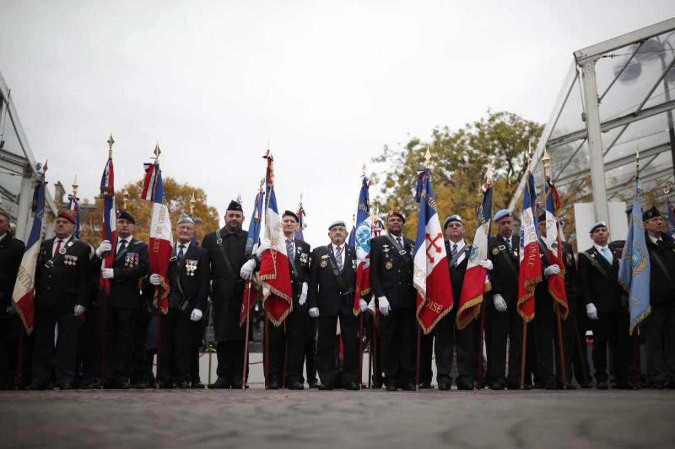 Varios veteranos franceses antes de la ceremonia