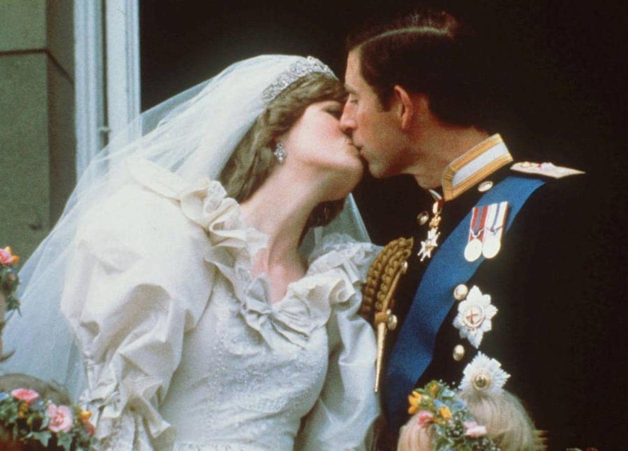 El día de su boda con Diana de Gales. 