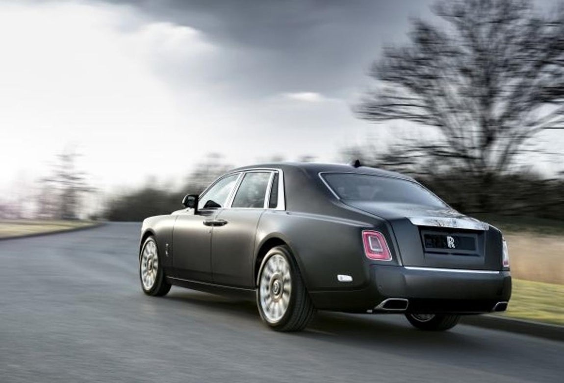 Rolls Royce Phantom. Se trata de un modelo Phantom a estrenar, del que presumió en sus redes sociales, y que cuesta, de serie, unos 478.000 euros.