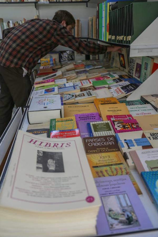 Jornada inaugural de la Feria del Libro Antiguo de Sevilla