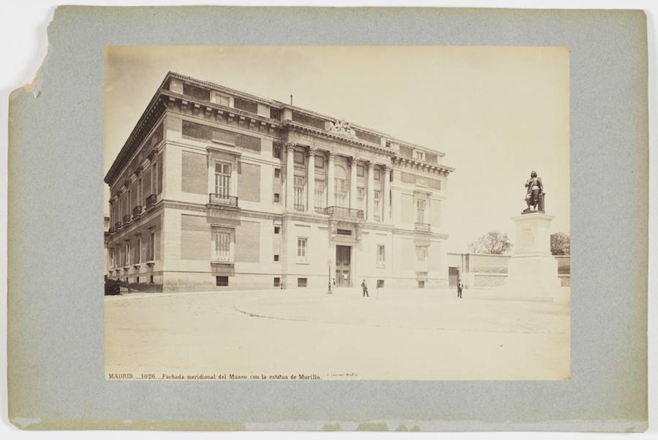 Museo del Prado, vista de la fachada sur o de Murillo, por Juan Laurent y Minier hacia 1872. 